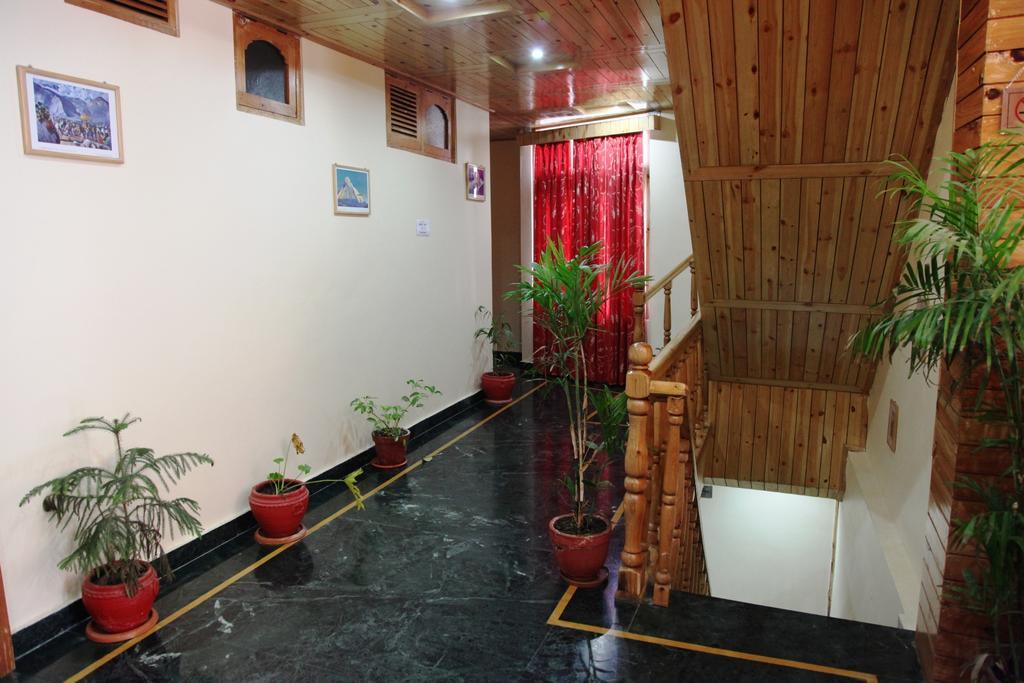 纳贾尔德莱特酒店 Nagar  外观 照片